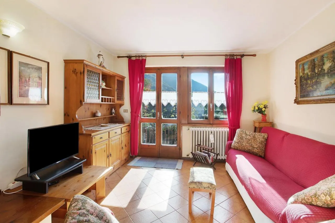 Casa Vacanza Ski Bike Dolce Letizia Tovo di Sant'Agata 0*,