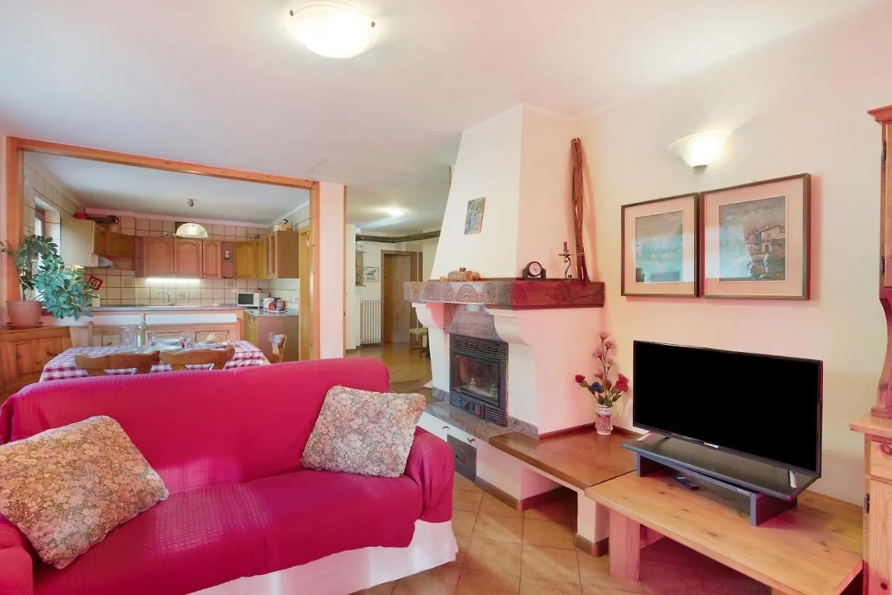 Casa Vacanza Ski Bike Dolce Letizia Tovo di Sant'Agata 0*,  Italy