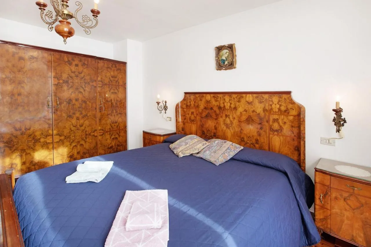Casa Vacanza Ski Bike Dolce Letizia Tovo di Sant'Agata Διαμέρισμα